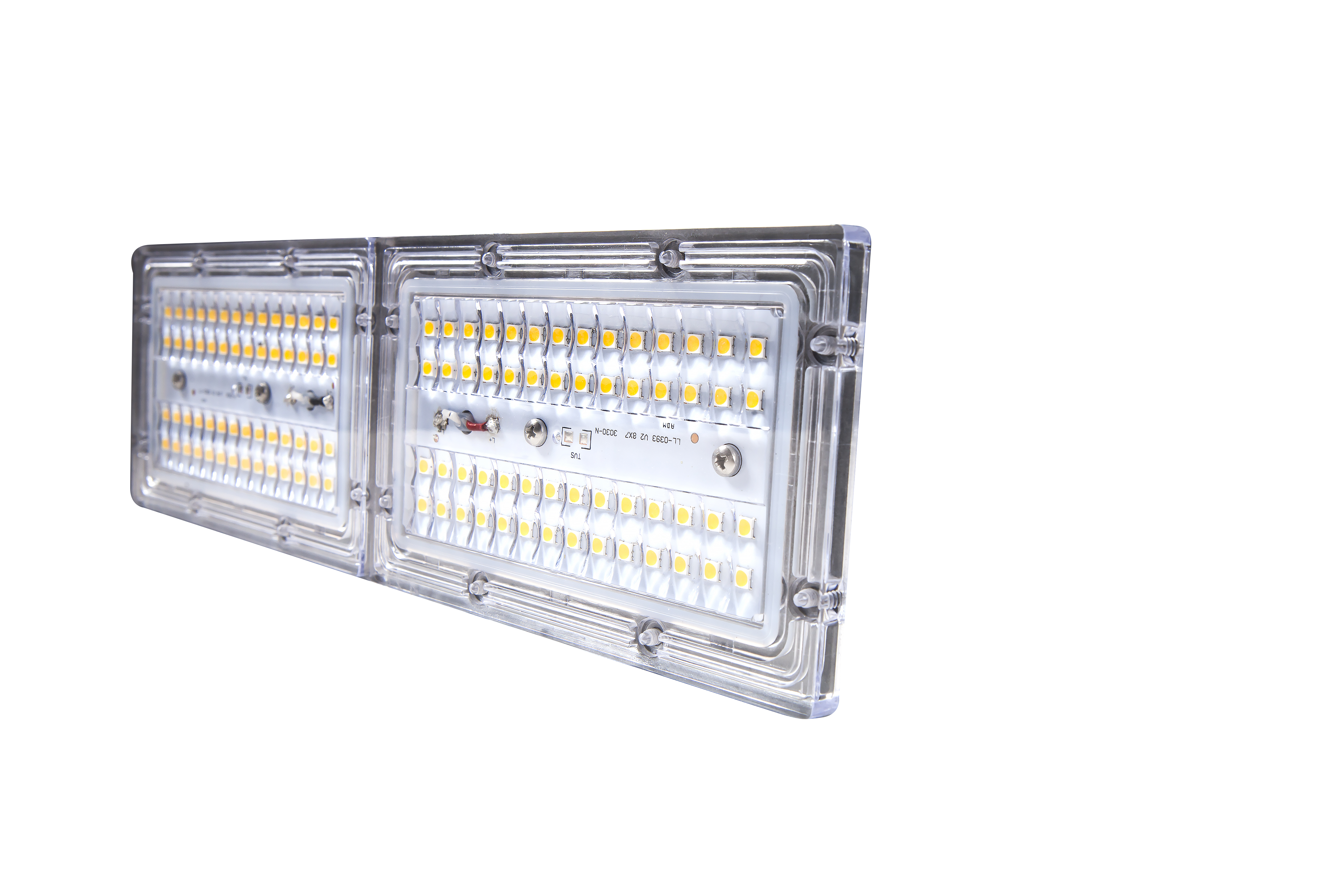 Luz de túnel LED serie TE: tres módulos (soporte internacional)